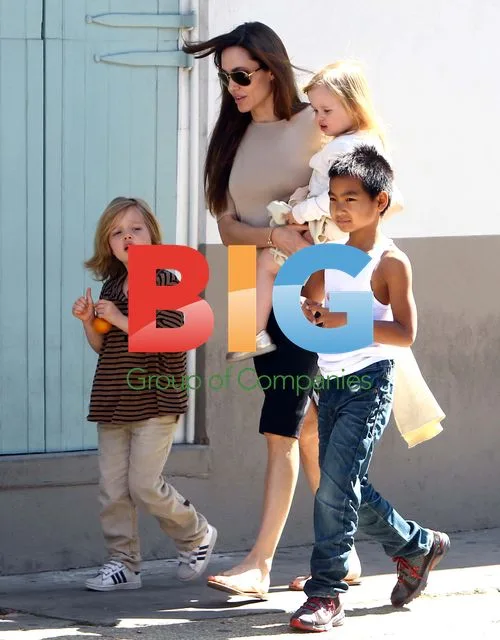 Brad Pitt and Angelina Jolie with kids in New Orleans