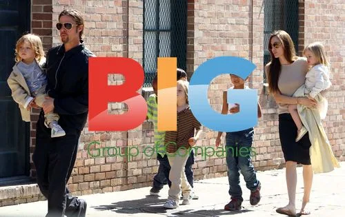 Brad Pitt and Angelina Jolie with Kids in New Orleans