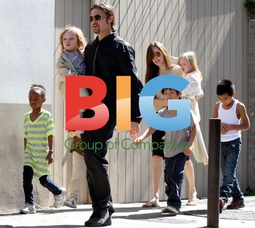 Brad Pitt and Angelina Jolie with kids in New Orleans