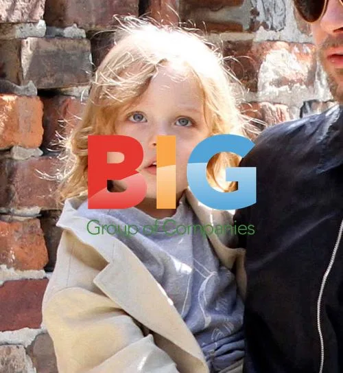 Brad Pitt and Angelina Jolie with kids in New Orleans