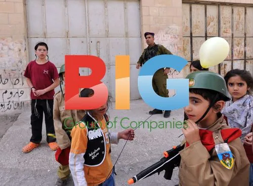 Israeli Soldier Protects Settlers in Hebron Purim Parade