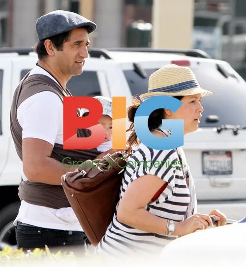 Cliff Curtis on Baby Duty at Whole Foods