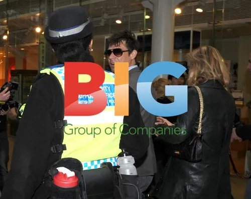 Kate Moss and Jamie Hince Arrive at Kings Cross