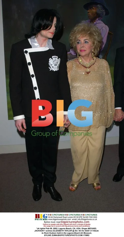 Michael Jackson and Elizabeth Taylor at Art for AIDS event