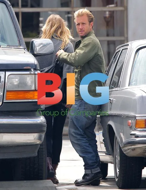 Scott Caan with Blonde on Street