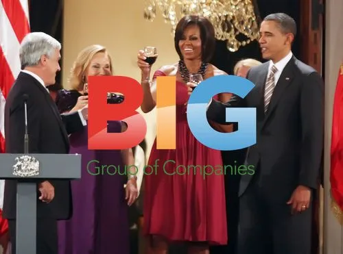 Pinera, Obama Toast at La Moneda Palace