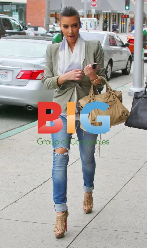 Kim Kardashian Gets Pedicure in Beverly Hills