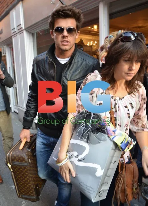 Katie Price Shops in Dublin