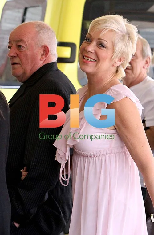 Denise Welch and Tim Healey Visit Hospital