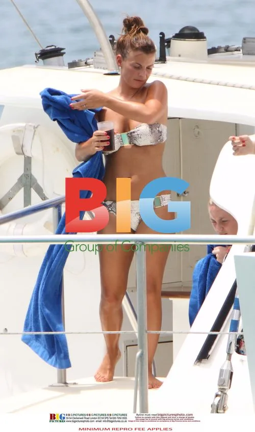 Coleen Rooney Relaxes in the Caribbean