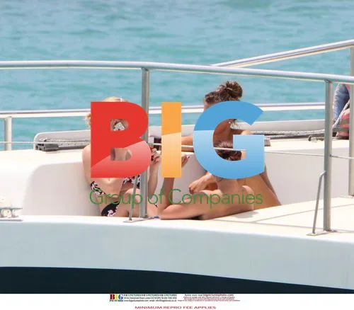 Coleen Rooney Chills Out in Caribbean