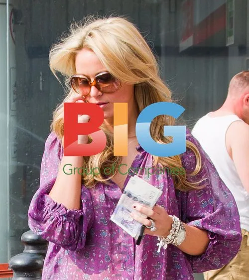 Steven Gerrard's Wife Alex Curran-Gerrard Gets Cash