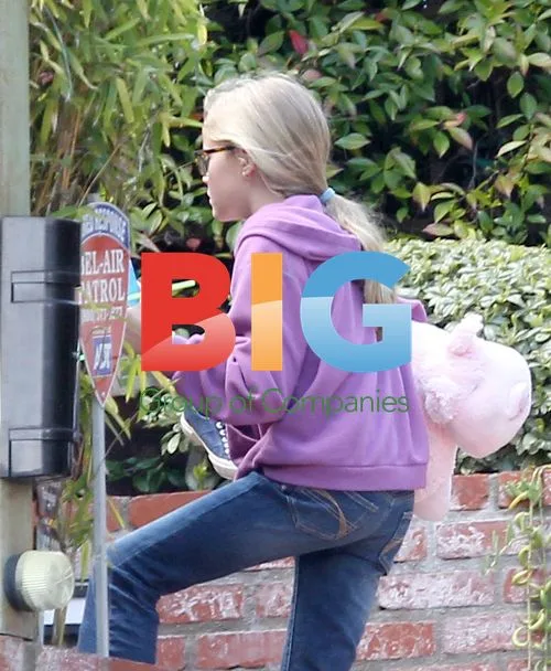 Reese Witherspoon's Kids Spotted with Nanny