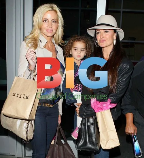 Kyle Richards and Camille Grammer at Lakers Game