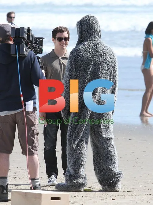 Elijah Wood Filming 'Wilfred' in Santa Monica