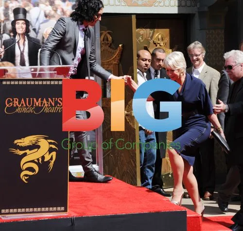 Helen Mirren at Grauman's Ceremony