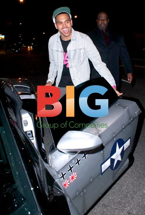 Chris Brown Dines at Philippe Chow
