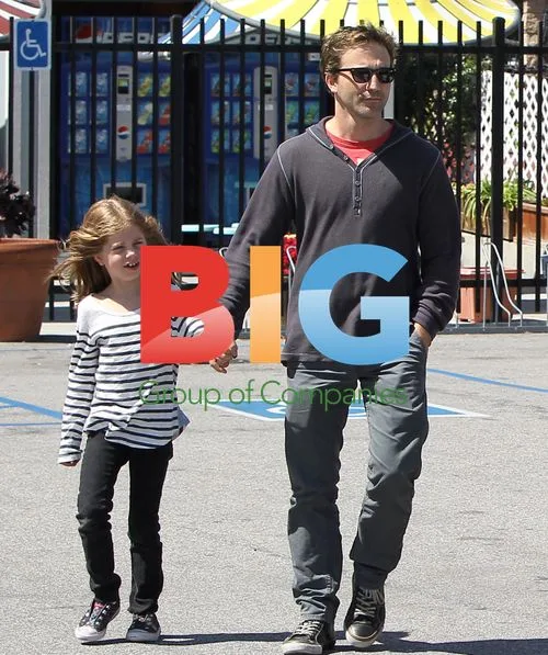Ryan Phillippe with kids and Breckin Meyer