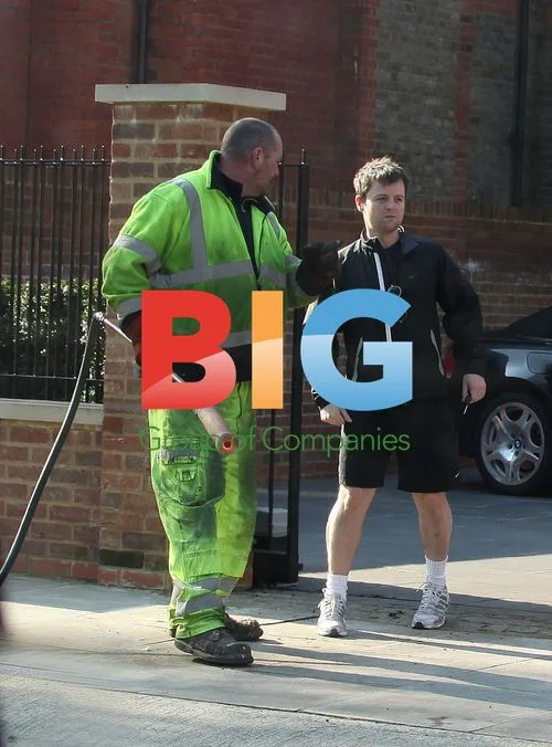 Declan Donnelly Supervises Removal of Yellow Lines