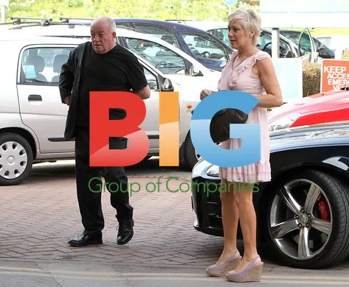 Denise Welch and Tim Healey open hospital ward