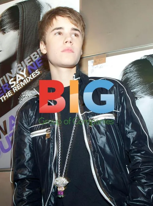 Justin Bieber at Press Conference in Antwerp