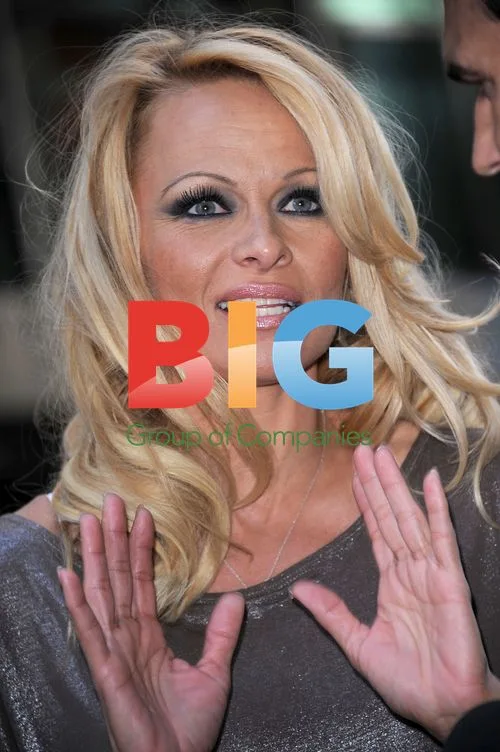 Pamela Anderson Promotes Bill for Classic Cars