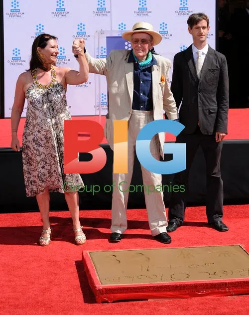 Peter O'Toole Hand & Foot Ceremony