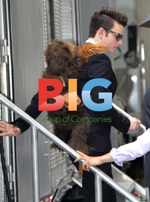 Chris Colfer Leaving Trailer in NY