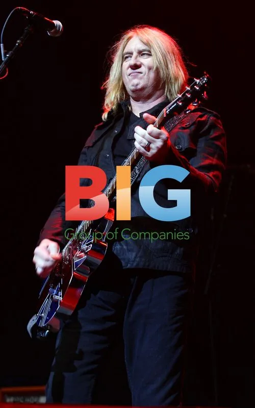 Joe Elliott's Down 'n' Outs Live at NIA