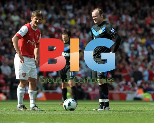 Wayne Rooney and Andrey Arshavin joking
