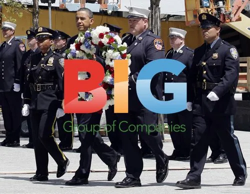 Obama Visits Ground Zero
