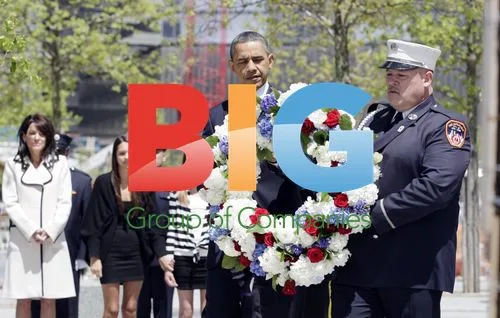 Obama Visits Ground Zero