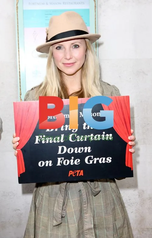 Celebrities Campaign Against Foie Gras