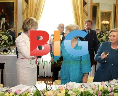 President Mary McAleese meets Queen Beatrix in the Netherlands