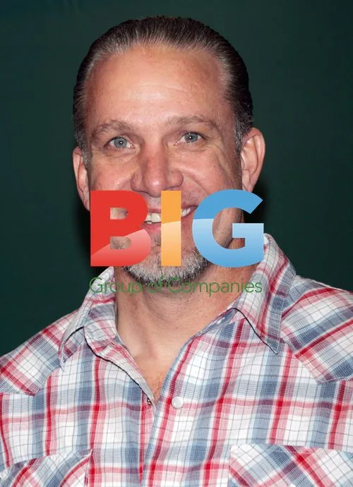 Jesse James Promotes New Book