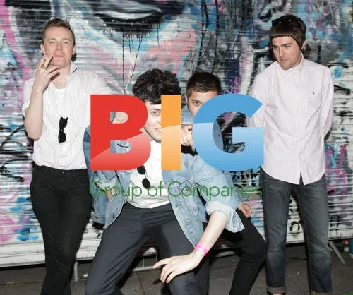 The Heartbreaks Performing in London