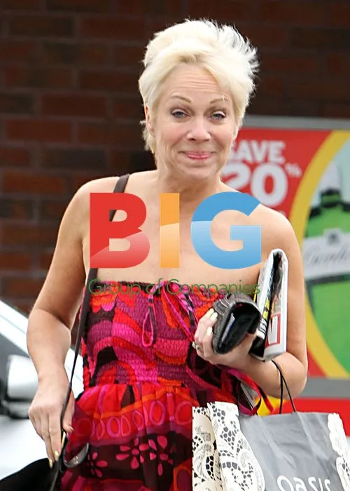 Denise Welch Runs Errands in Cheshire