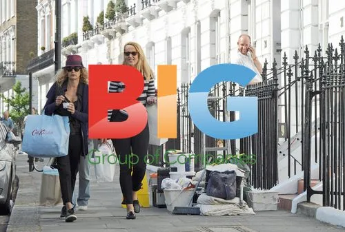 Jerry Hall Spotted Shopping on Kings Road