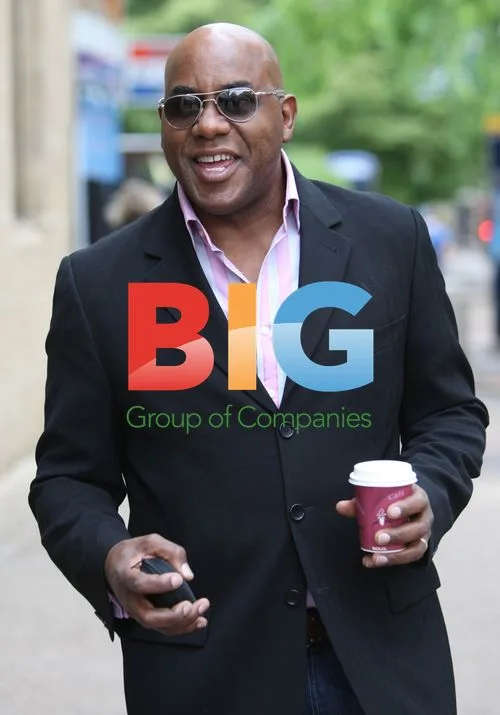 Ainsley Harriott Grabs Coffee in London