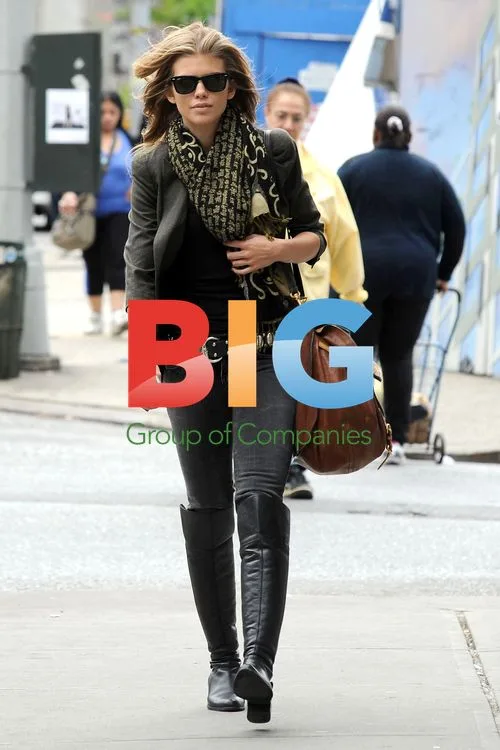 AnnaLynne McCord Midtown Manhattan