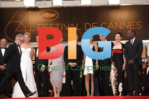 Celebrities Arrive for 'Midnight in Paris' Premiere at Cannes