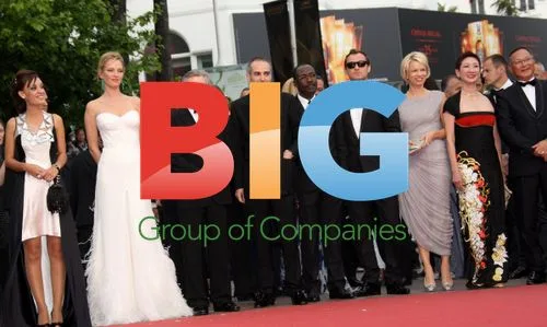 Cannes 2011 \"Midnight in Paris\" Premiere Red Carpet