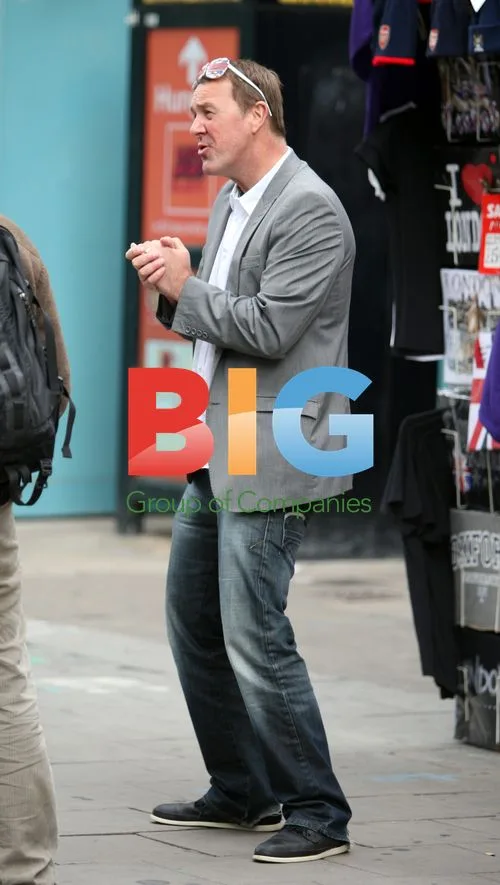 Phil Tufnell Filming in London
