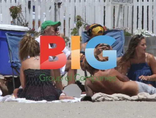 Kimberly Stewart and family enjoy beach day