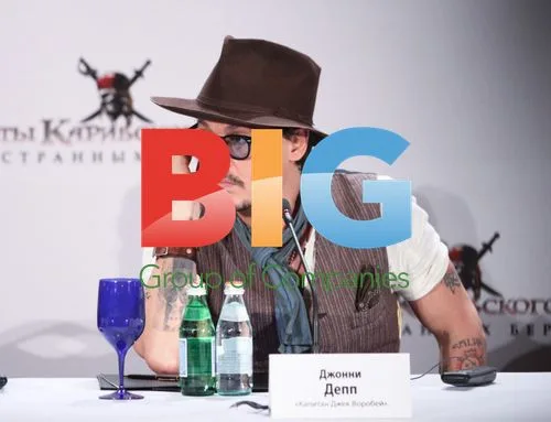 Penelope Cruz & Johnny Depp at 'Pirates' Press Conf.