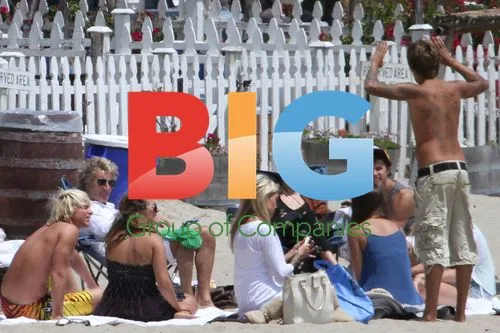 Kimberly Stewart Enjoys Beach Day with Family