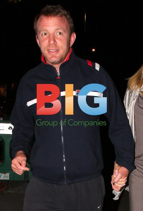 Guy Ritchie and Pregnant Jacqui Ainsley Dining