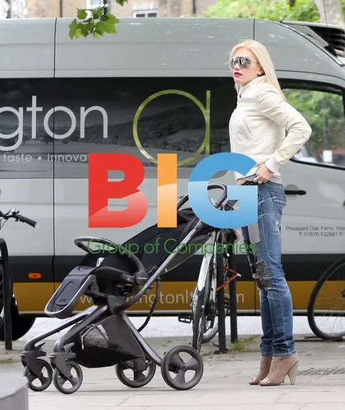 Gwen Stefani Family Outing in London