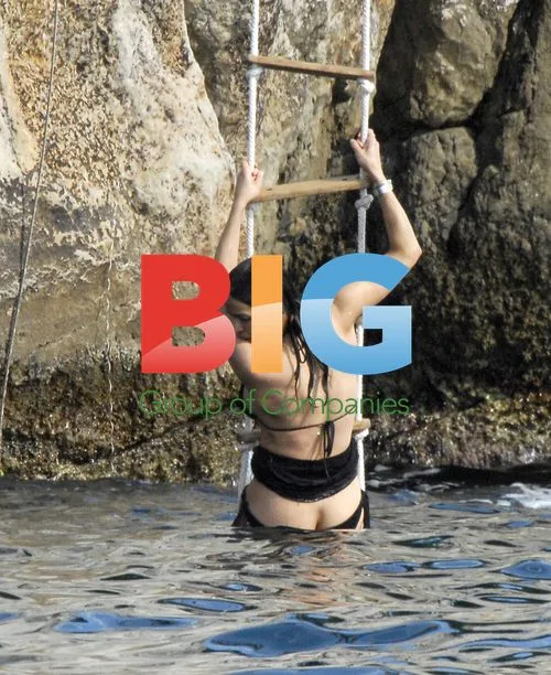 Michelle Rodriguez Diving in Cannes