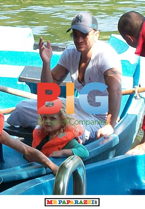 Peter Andre and Gino D'Acampo Rowing in London